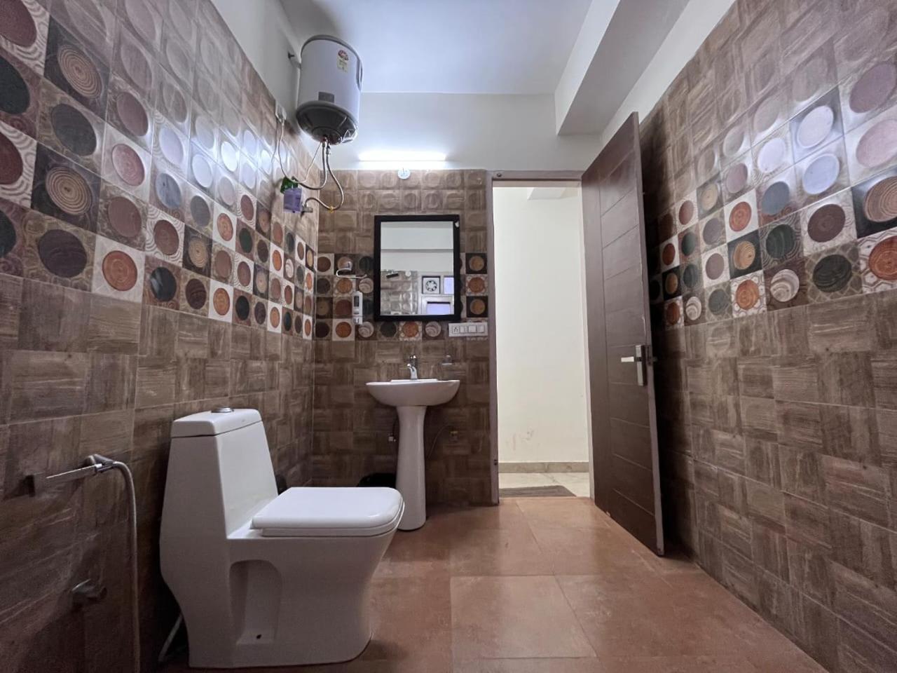 Hotel Tribe View - Away From City Hustle !! Top Rated & Most Awarded Property !! A Peaceful Stay Kasauli Zewnętrze zdjęcie